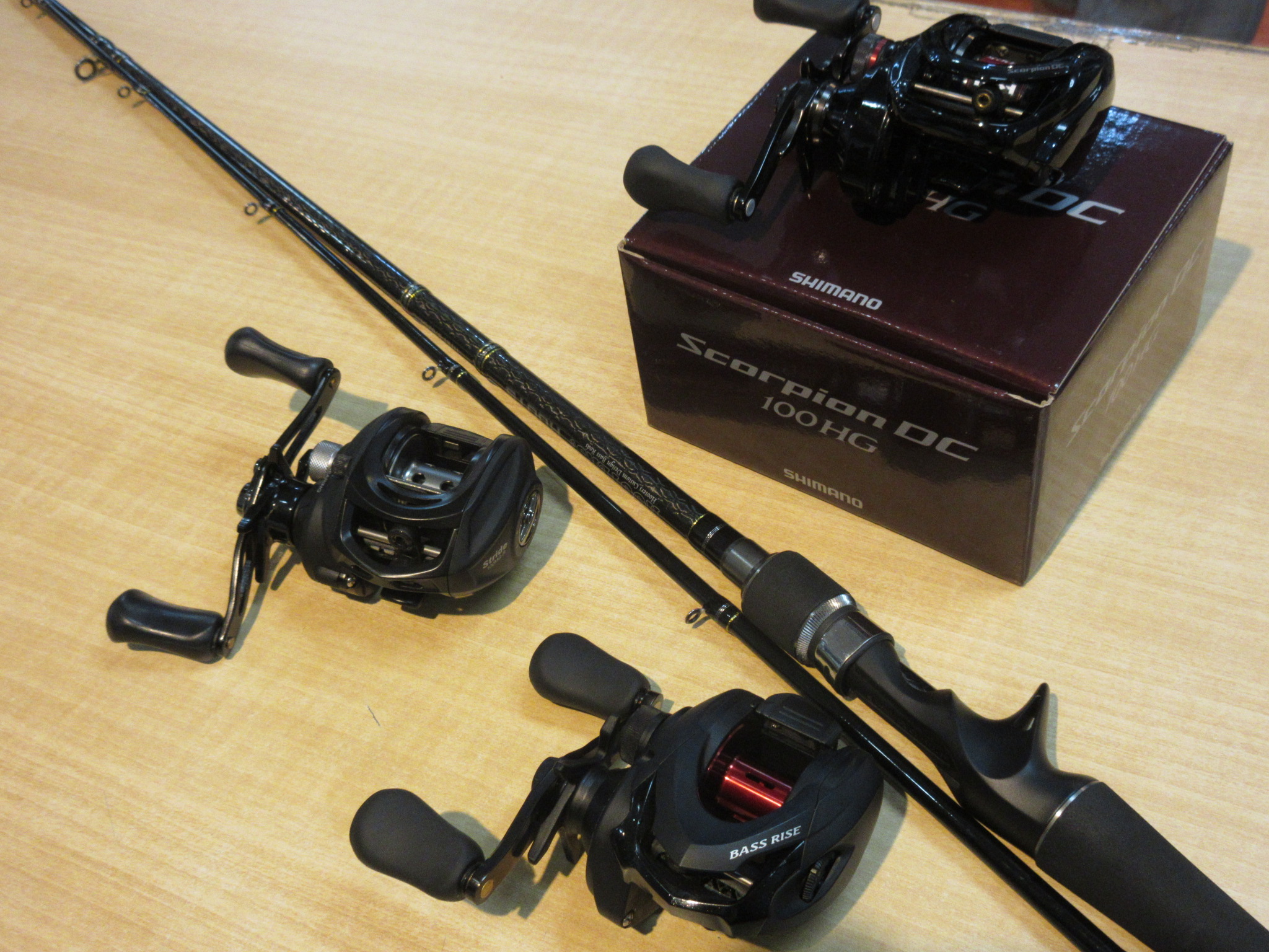 SHIMANO - 【早い者勝ち】シマノ スコーピオンDC100HGの+pcinbox.cl