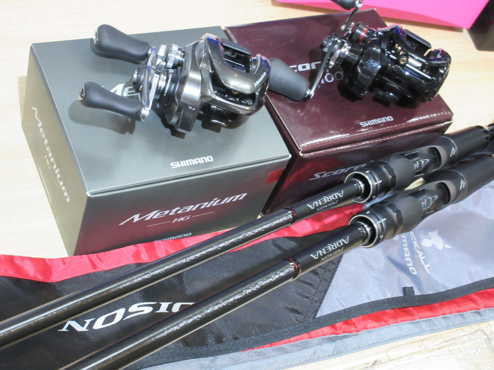 SHIMANO スコーピオンDC100HG - リール