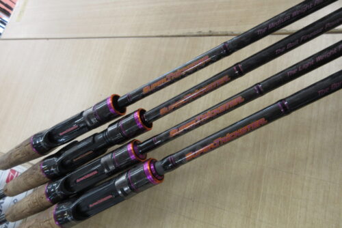 ジャクソンのスーパートリックスターＳＴＣ－６５ＭＬ、スーパートリックスターＳＴＣ－７２ＭＨ、スーパートリックスターＳＴＣ－６９Ｍ、スーパートリックスターＳＴＣ－６８ＭＭＬ