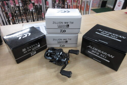 シマノ・ダイワの１６アルデバランＢＦＳＸＧ・２０タトゥーラＳＶＴＷ１０３ＨＬ・２０タトゥーラＳＶＴＷ１０３ＸＨＬ・２１ジリオンＳＶＴＷ１０００ＸＨＬ2台