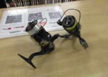 シマノの２１コンプレックスＸＲ　Ｃ２０００Ｆ４ＨＧ・２０ウ゛ァンフォードＣ２０００Ｓ