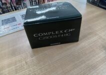 シマノの１７コンプレックスＣＩ４＋Ｃ２５００ＳＦ４ＨＧ