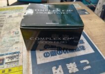 シマノの１７コンプレックスＣＩ４＋２５００ＳＦ６ＨＧ