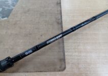 レジットデザインのスタンドアウトＳＯＣ６６ＸＨ＋