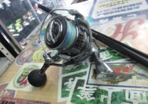 シマノの２１ナスキーＣ５０００ＸＧ、ダイワのラテオＦＪ１０１０Ｍ／ＭＨ
