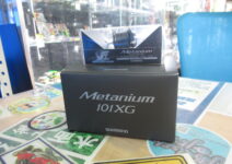 シマノの２３メタニウム１０１ＸＧ、夢屋２０メタニウムシャロースプー
