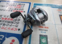シマノの０９アルデバランＭｇ７ ＬＥＦＴ