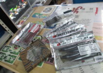 デジーノのＢＯＦＵ５５、ボトムアップのヴァラップミノー、ブレーバーⅡ、クネリー、ダイワのスティーズブラーモなど