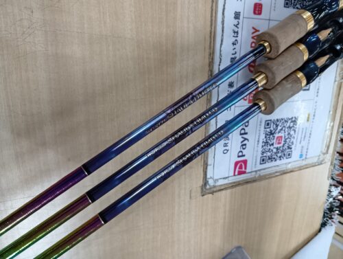 シマノの２３ワールドシャウラリミテッド１７０３Ｒ－２・１６５２Ｒ－３・２７０１ＦＦ－３