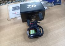 ダイワの２３ＳＳエアＴＷ８．５Ｌ