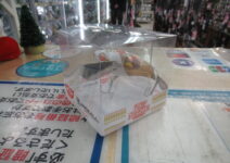 ジャッカルの日清コラボのカップヌードルカラーのポンパドール