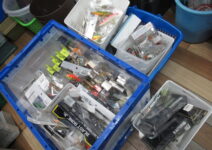 年始の営業に向けて超大量のバスルアー