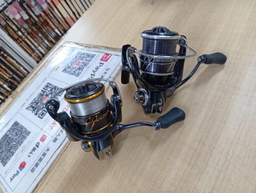 ダイワの21カルディアFCLT2500S・23タトゥーラFCLT2500SS-H-QD