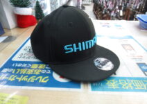 シマノのニューエラ釣り博限定キャップ