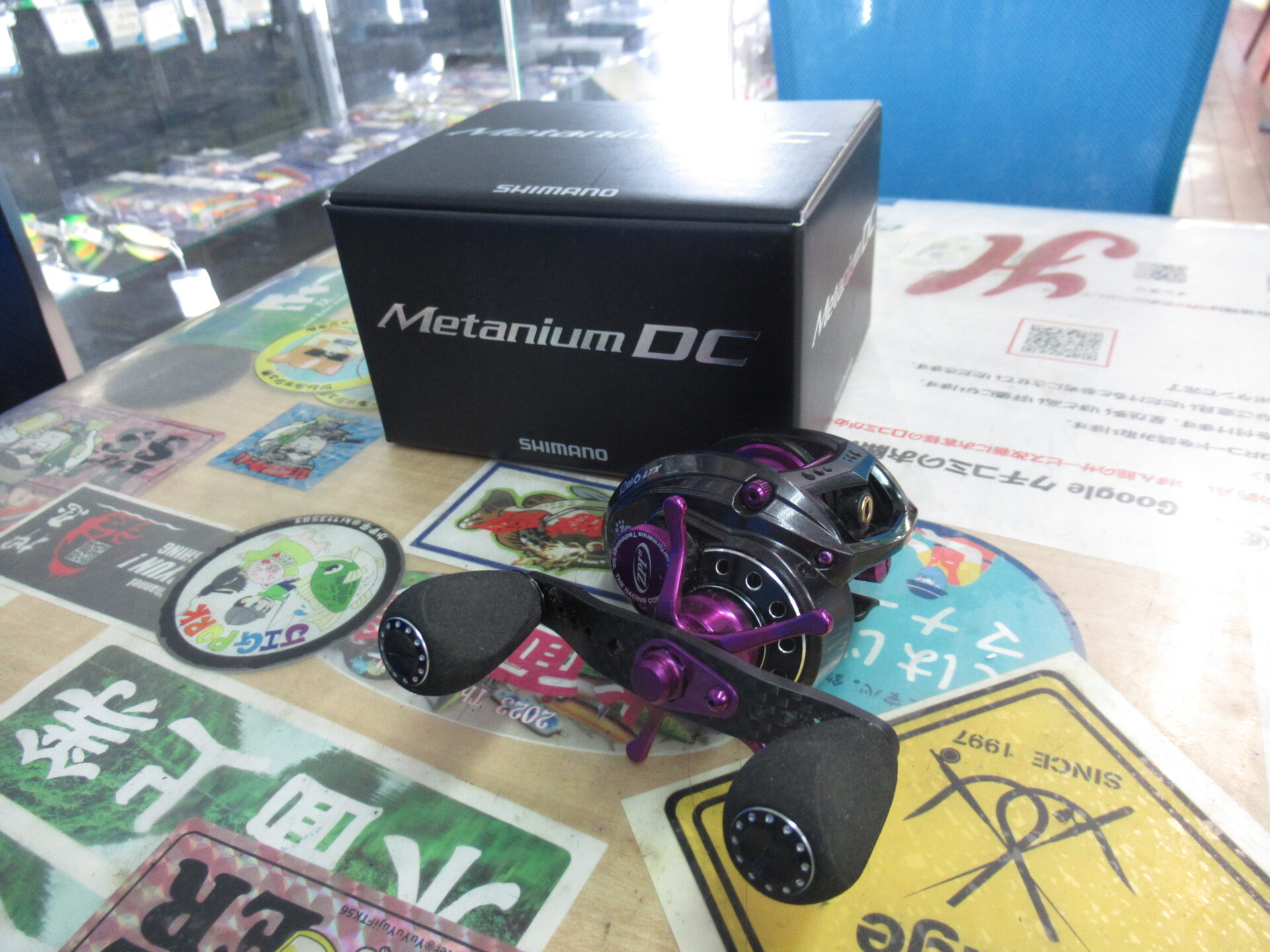 フルカスタム品　アブ　レボ　LT　WELDACT仕様　中古品　ZPI　KTF ベイトリールの買取大歓迎！】シマノの15メタニウムDC、アブ