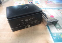 ダイワの１９スティーズＣＴＳＶＴＷ７００ＸＨＬとＳＬＰワークスのＲＣＳ９０クランクハンドル