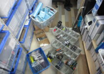 人気メーカーのソフトルアーやワイヤーベイトを大量