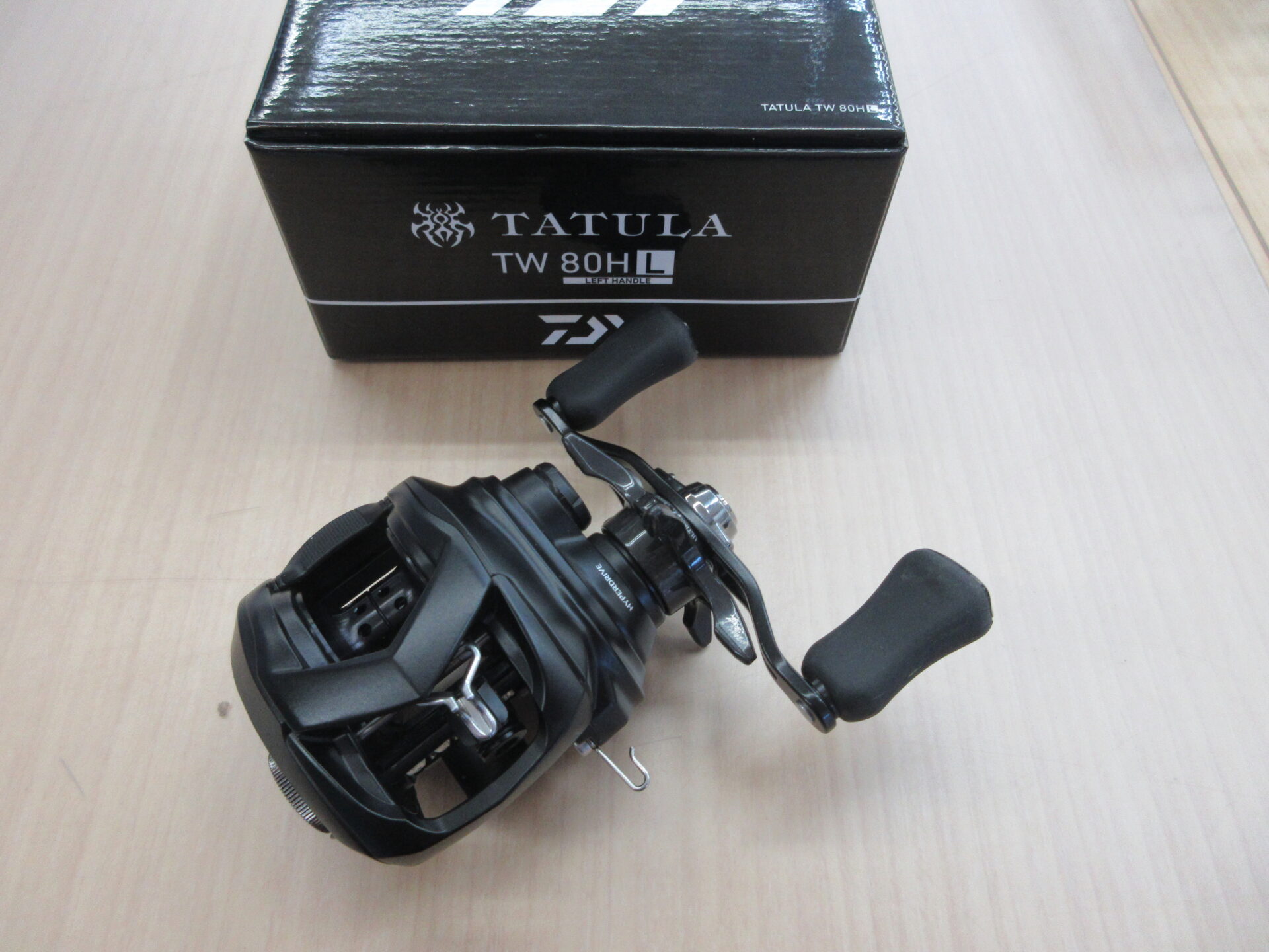 ダイワ 22タトゥーラTW80HLを高価査定｜釣具いちばん館 相模原橋本店