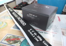 24オシアコンクエストCT30MGと、レジットデザインのスクアドSKC65UL-TACHIUO