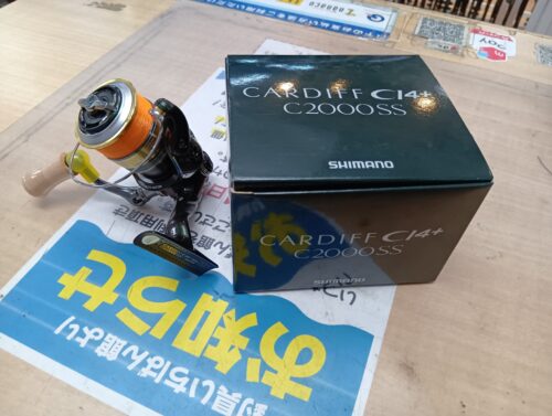 シマノ 12カーディフCI4+ C2000SS