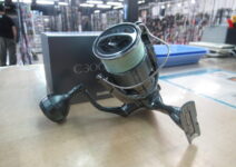 シマノの２２ステラＣ３０００ＭＨＧ