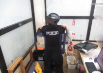 RBBのロックショアプロテクター3、リバレイのウェットスーツ