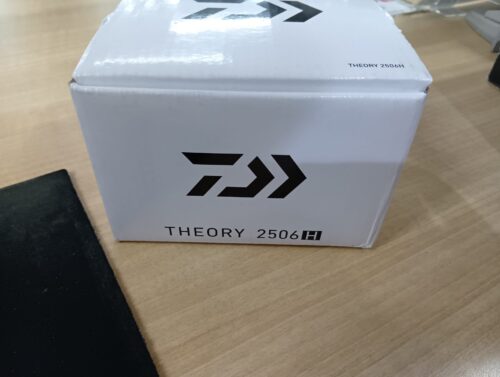 ダイワ 17セオリー 2506H
