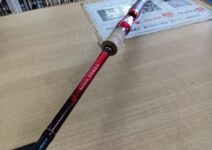 シマノ　１８ワールドシャウラ１７０２Ｒ－２