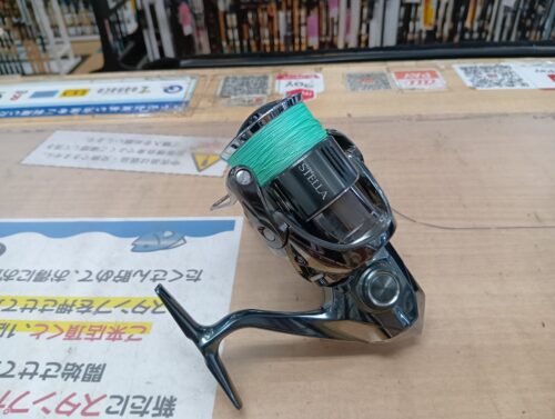 シマノ　２２ステラ２５００ＳＨＧ