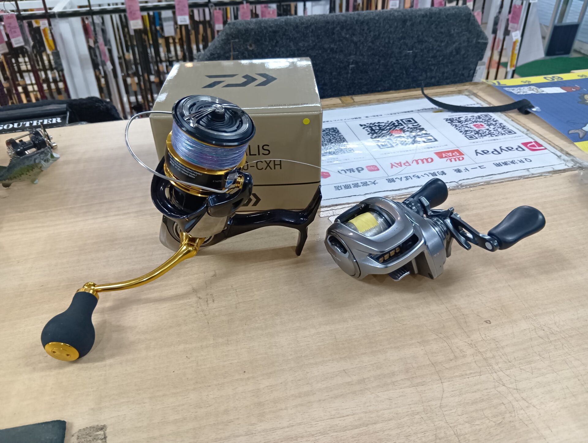 古いリールも買取します】23レガリスLT4000-CXH・18バンタムMGL HGを