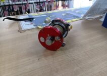 アブガルシア アンバサダー6500CSロケット レッド