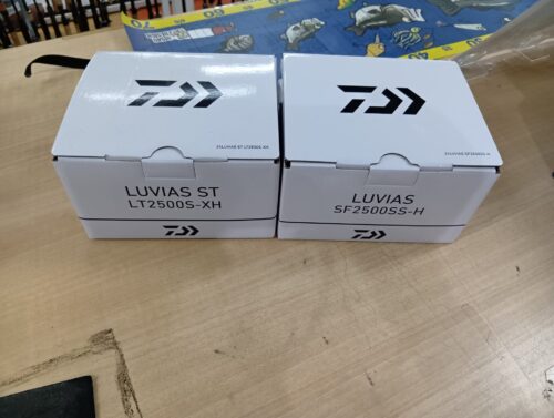 ダイワ　２４ルビアスＳＴ　ＬＴ２５００Ｓ－ＸＨ・ＳＦ２５００ＳＳ－Ｈ
