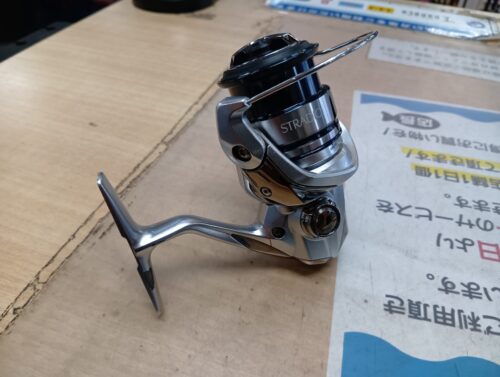 シマノ　１９ストラディックＣ２０００ＳＨＧ