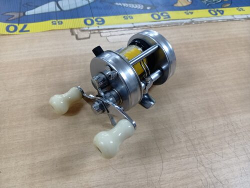 アブガルシア　アンバサダー２５００Ｃ